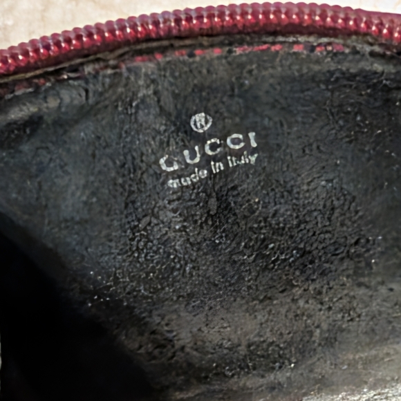 Gucci Vintage Burgundy Zip Around Leather Coin Pouch Good Condition. - Picture 9 of 11